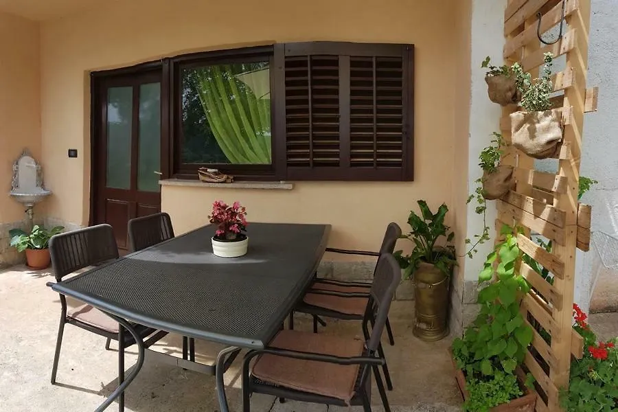 Apartment Norina Grožnjan Κροατία